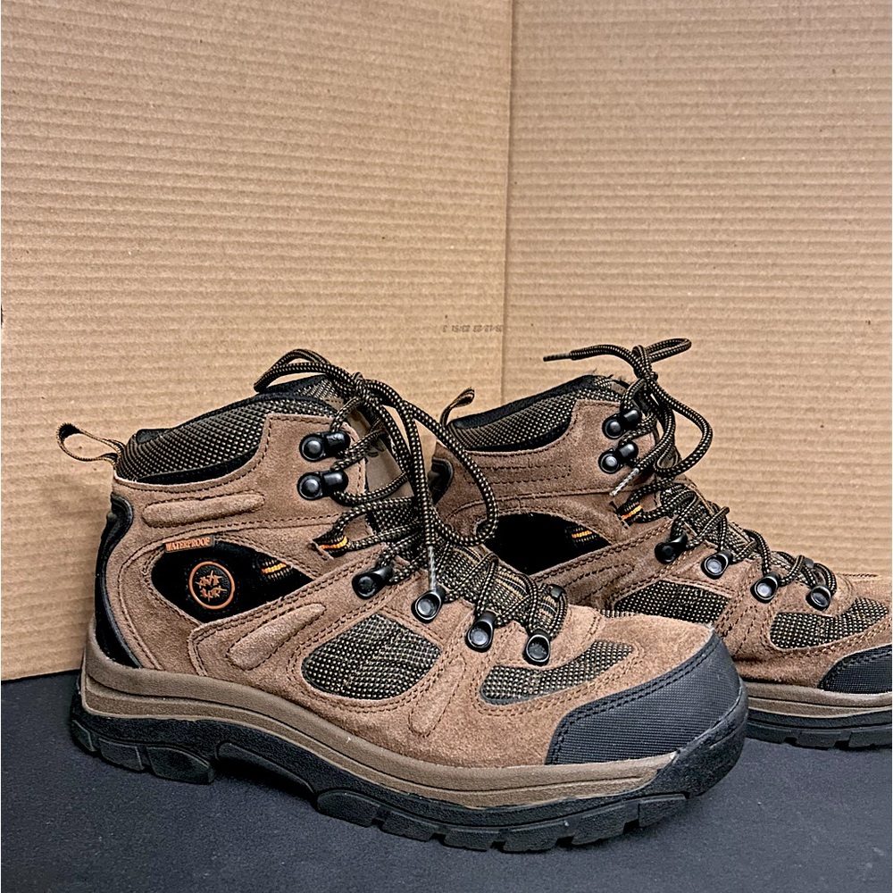 Nevados Men's Klondike Mid Hiking Boot